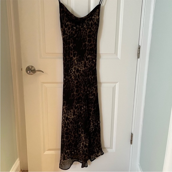 Beautiful Caara dress - NWT- XS - Picture 4 of 7